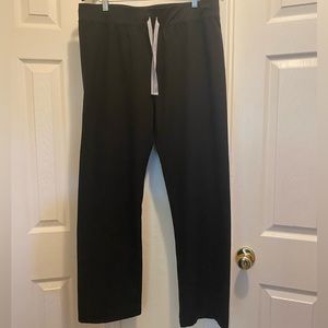 Black women’s Fig bottoms